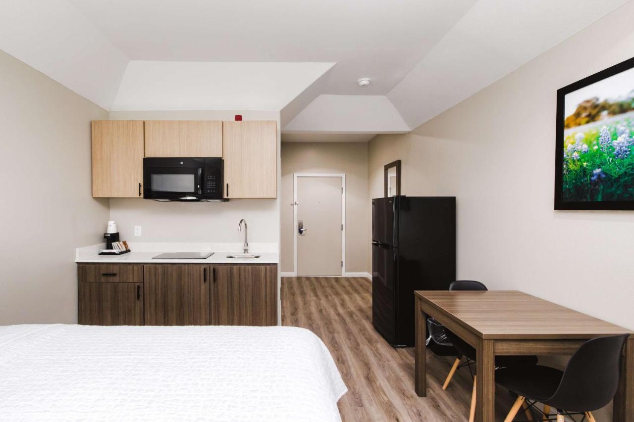 Surestay Studio By Best Western Conroe Downtown Kültér fotó