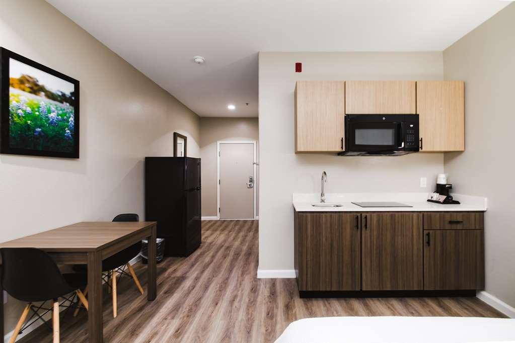 Surestay Studio By Best Western Conroe Downtown Szoba fotó